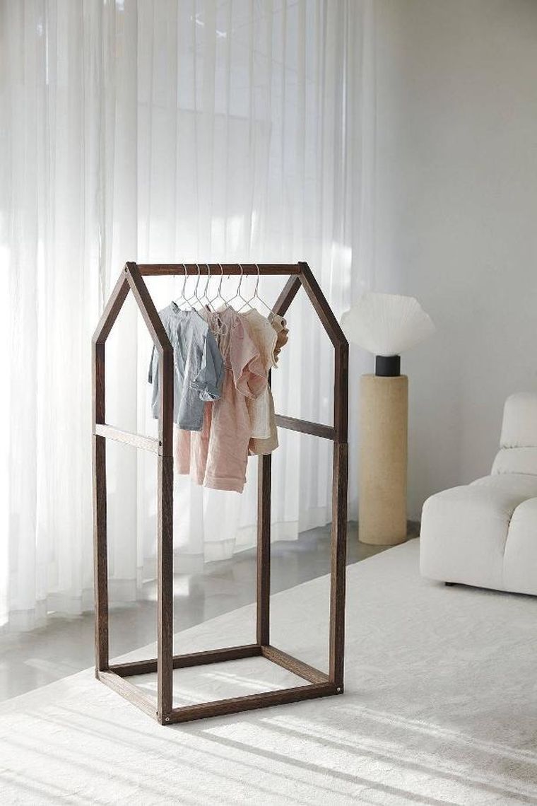 Elodie Details, Baby Gym, stojak edukacyjny, Dark Wood