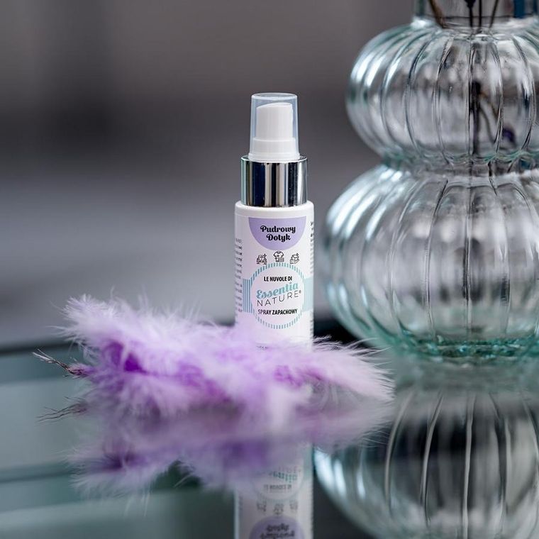 Essentia Nature, odświeżacz w sprayu do tkanin i wnętrz, Pudrowy Dotyk, 50 ml