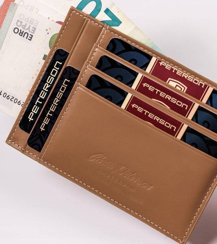 Etui na karty, brązowe, skórzane, Peterson