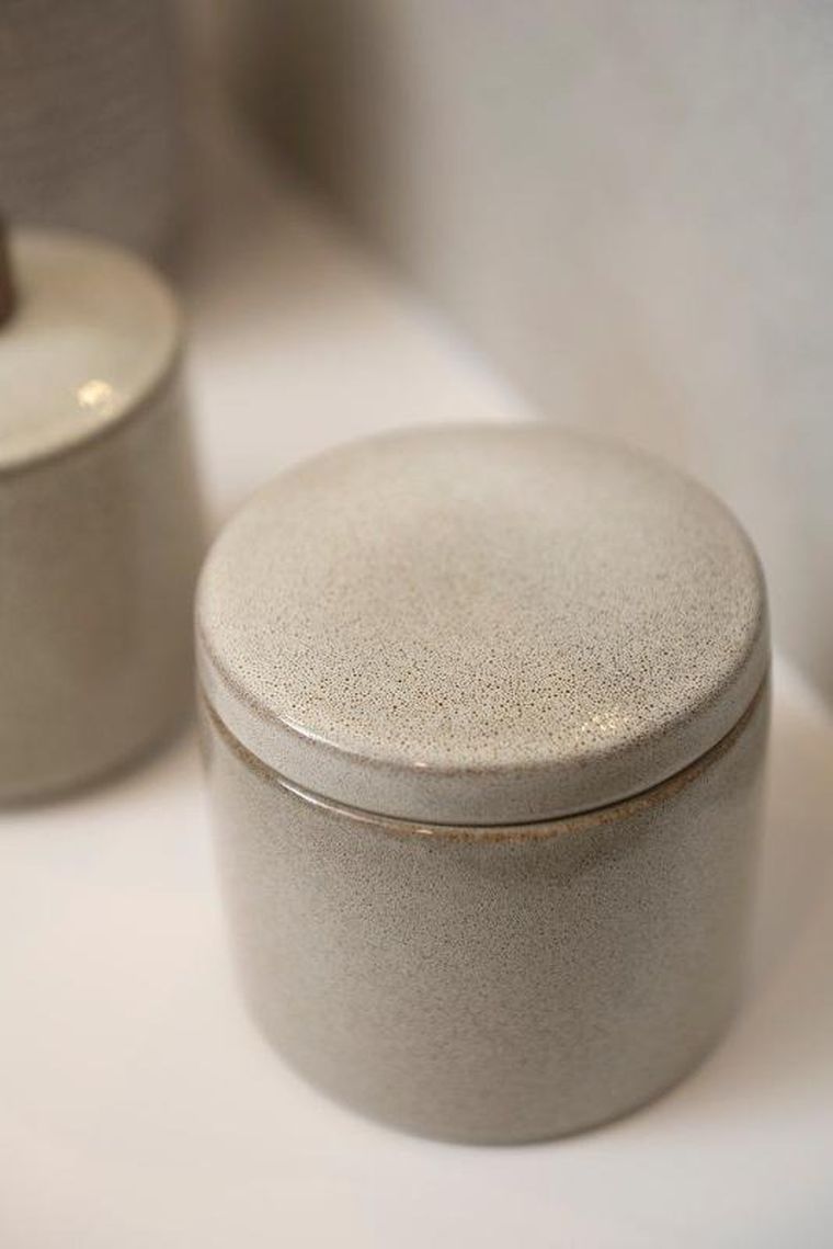 Fanni K, ceramiczny pojemnik z pokrywką, Luode, średnica 10 cm