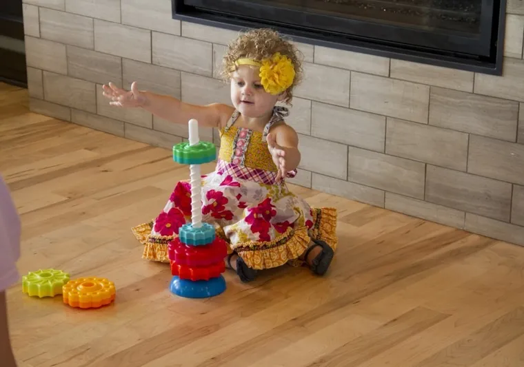 Fat Brain Toy Co. Spin Again, Zakręcona wieża, zabawka kreatywna