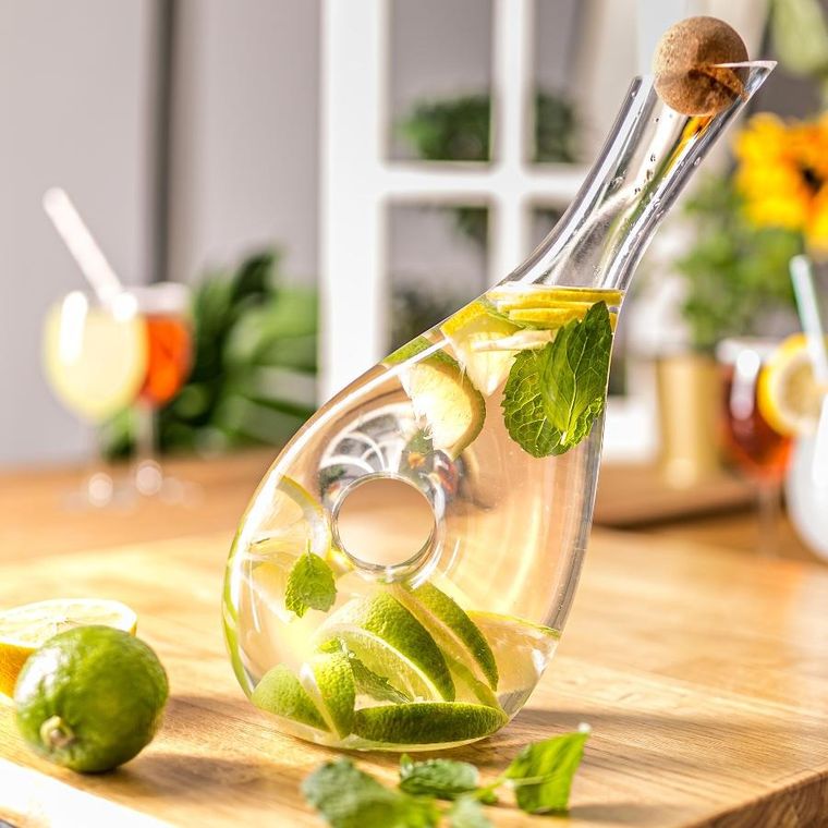 Gadget Master, karafka do wina i wody, twisted