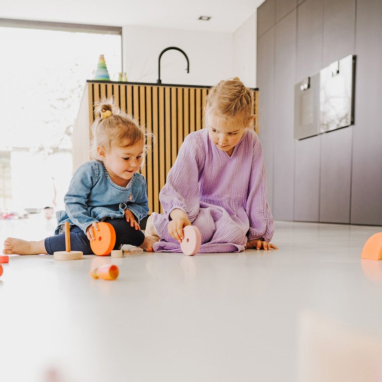 Grimms, wieża drewniana, neon pink, 10 krążków