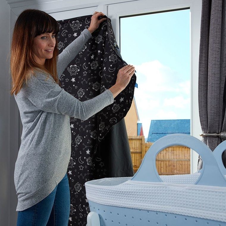 GRO Company, Gro Anywhere Blind Ollie the Owl, zasłona zaciemniająca, przenośna