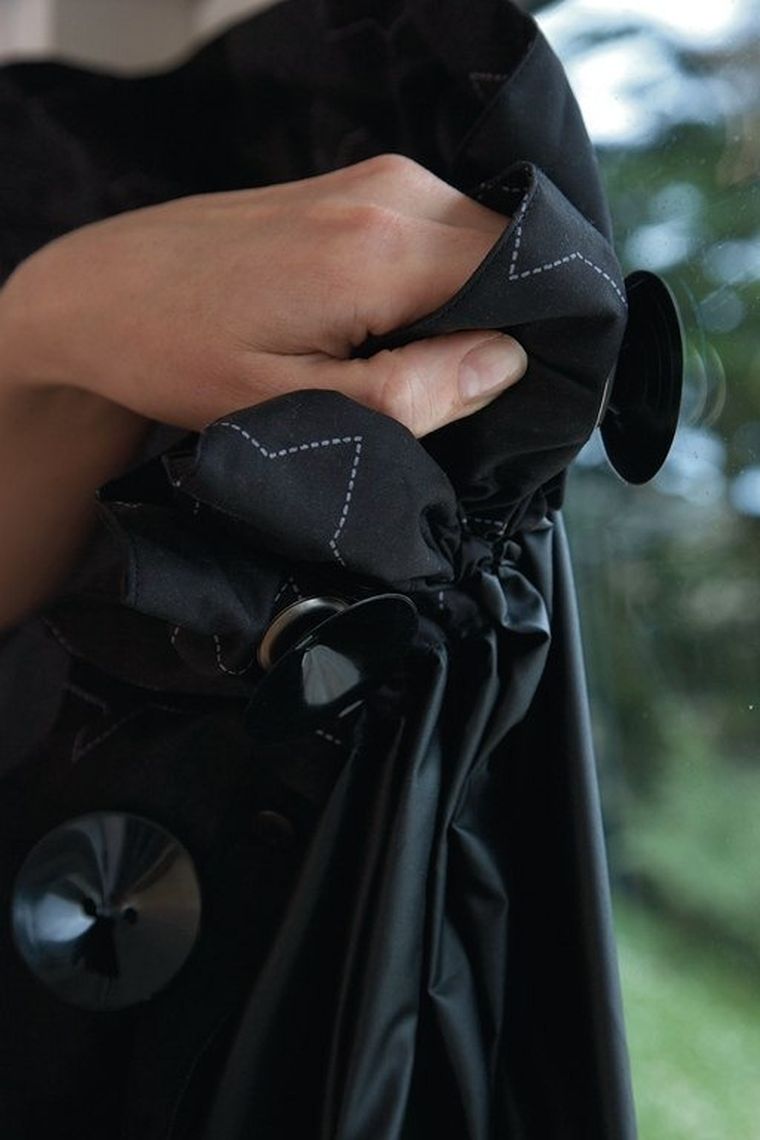 Gro Company, Gro-Anywhere Blind, zasłonka zaciemniająca na okno