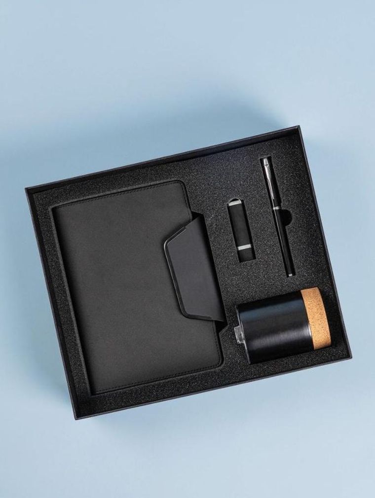 Homla, Bodo, zestaw biurowy, notes, długopis, usb, kubek, A5