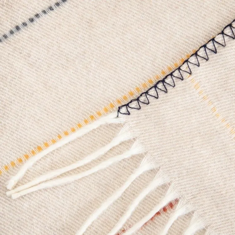 Homla, Tilbe, koc z ozdobnymi kolorowymi przeszyciami, 150-200 cm