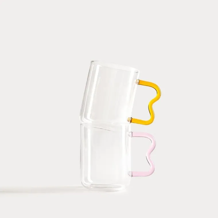 Homla, Zigra, szklanka, z falowanym różowym uchem, 0,4l