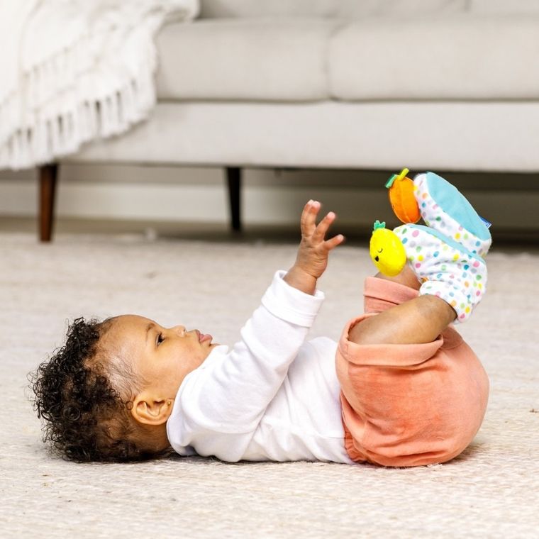 Infantino, zestaw grzechotek z gryzakiem 3w1