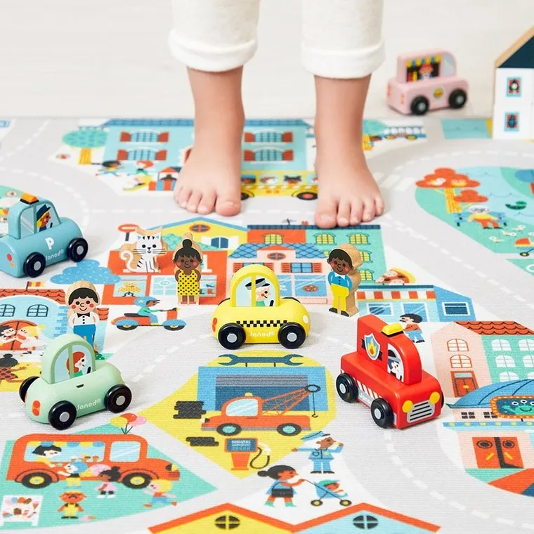 Janod, Cross Road, Miasto, mata do zabawy z drogą