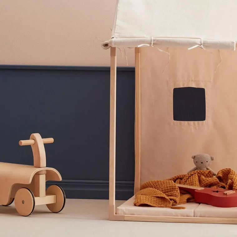 Kid's Concept, składana mata niemowlęca, biała, 105-75-5 cm