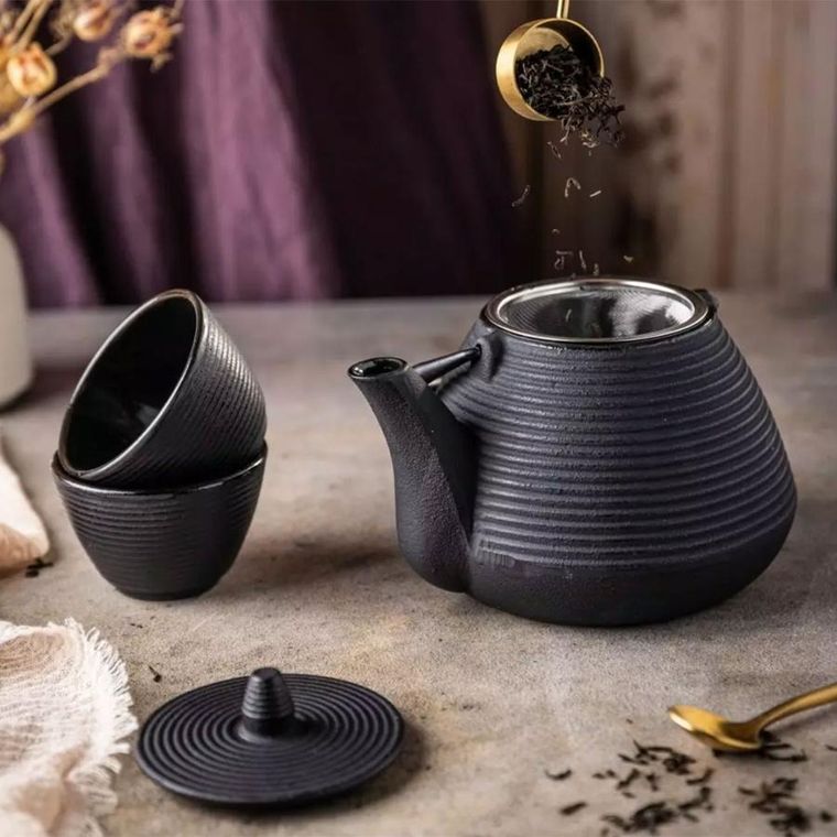 Kinghoff, zaparzacz żeliwny dzbanek z filtrem i filiżankami, 1l