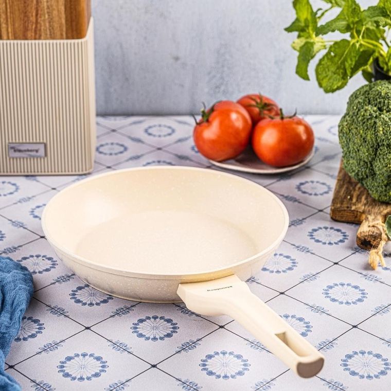 Klausberg, patelnia marmurkowa, kb-7989