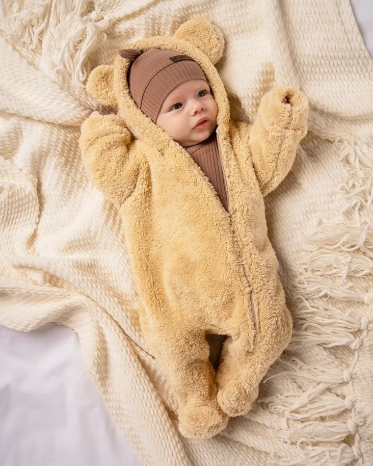 Kombinezon przejściowy chłopięcy z kapturem, ocieplany, brązowy, Nicol