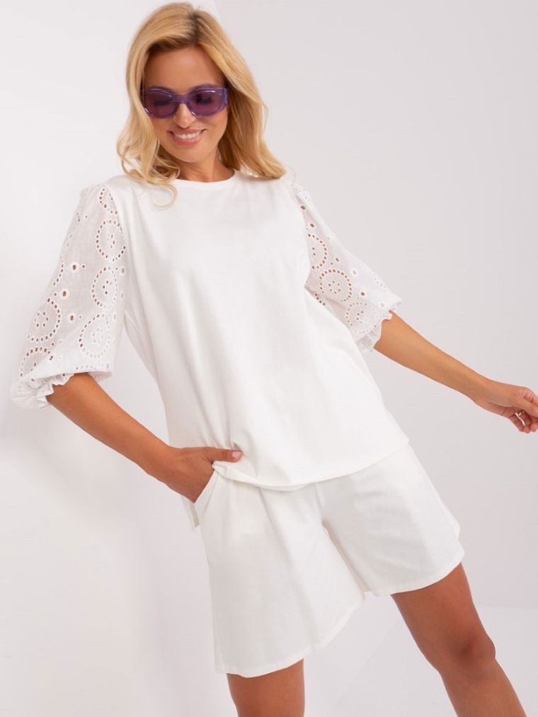 Komplet damski, Bluzka z krótkim rękawem, Szorty, ecru, Lakerta