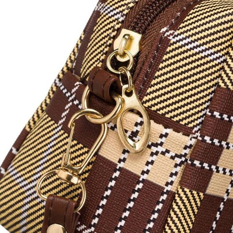 Kosmetyczka podróżna, beżowa, Rovicky