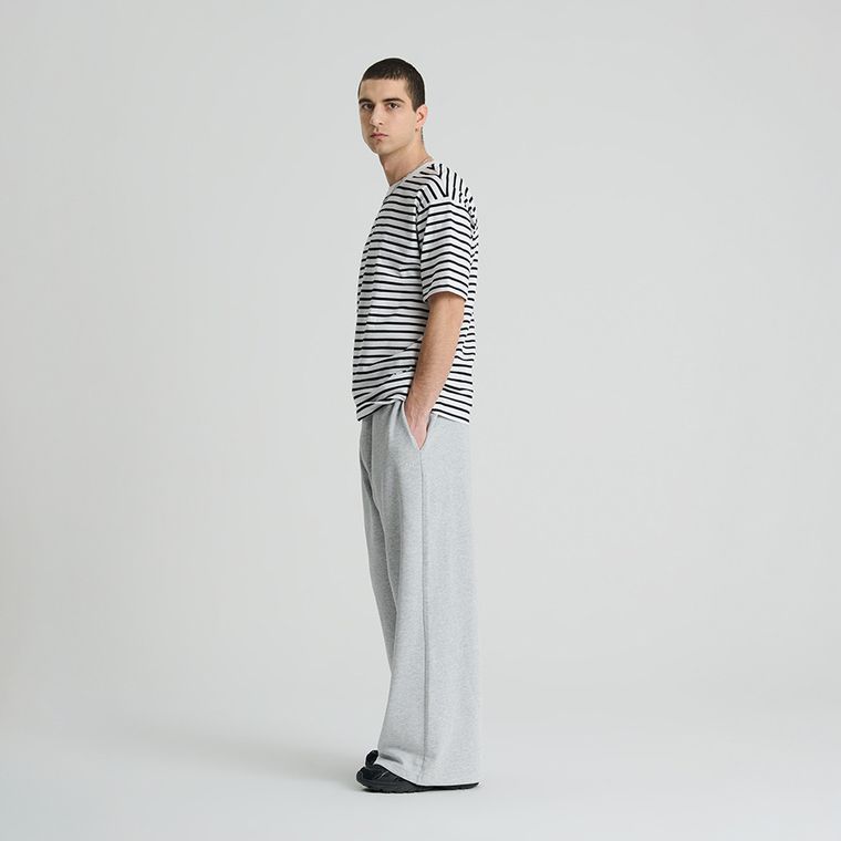 Koszulka w paski o kroju relaxed NOWEAR