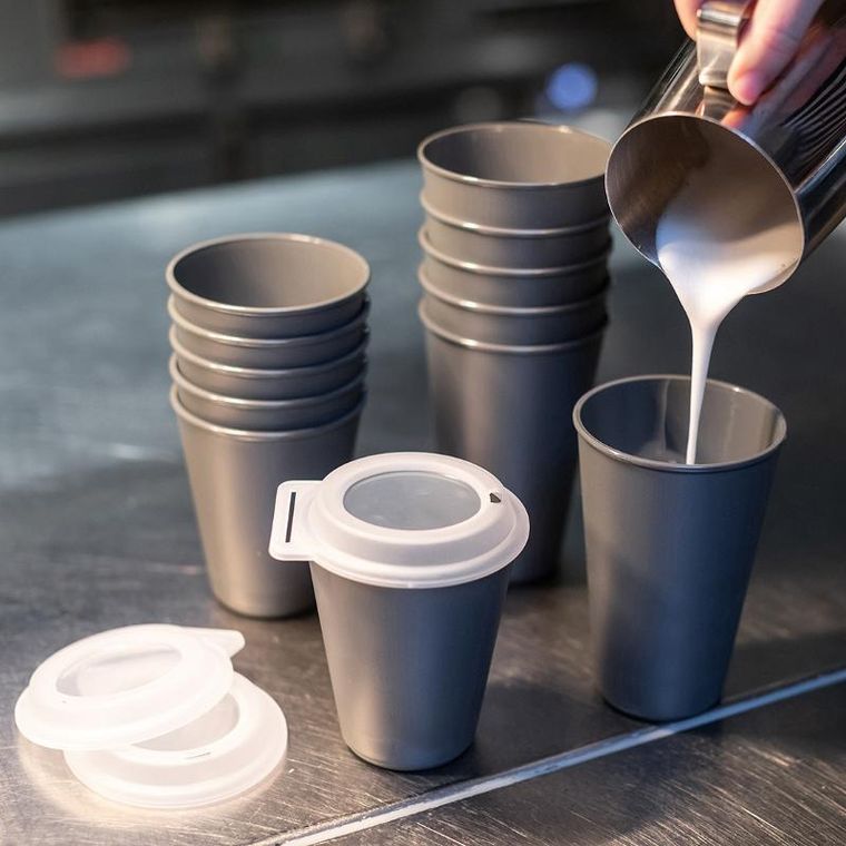 Koziol, kubek, z pokrywką i otworem do picia, 300 ml