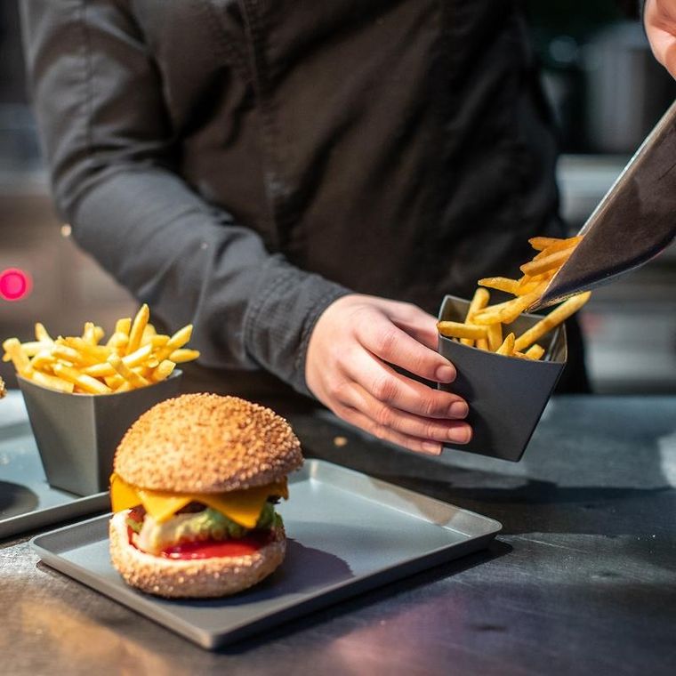 Koziol, taca do serwowania, 23-18 cm