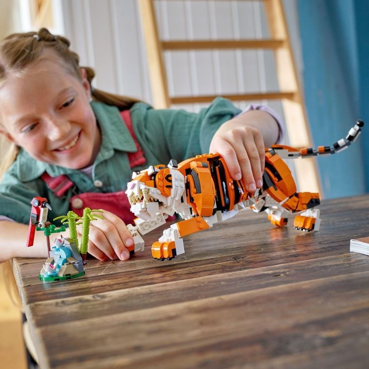 LEGO Creator 3w1, Majestatyczny tygrys, 31129