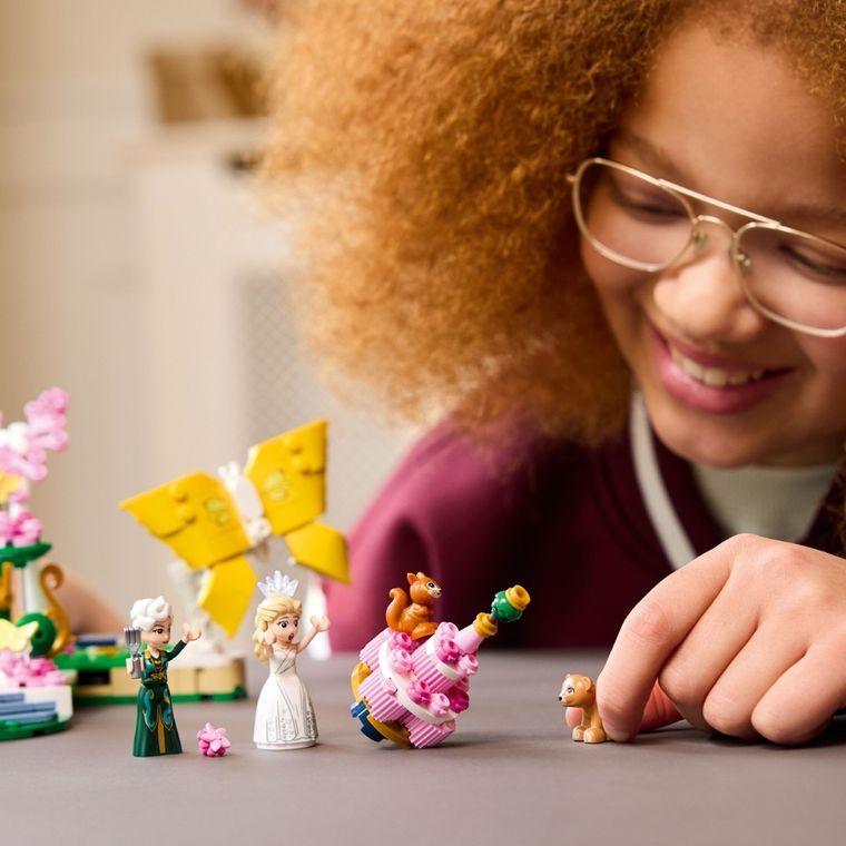 LEGO Wicked, Dzień ślubu Glindy, 75688