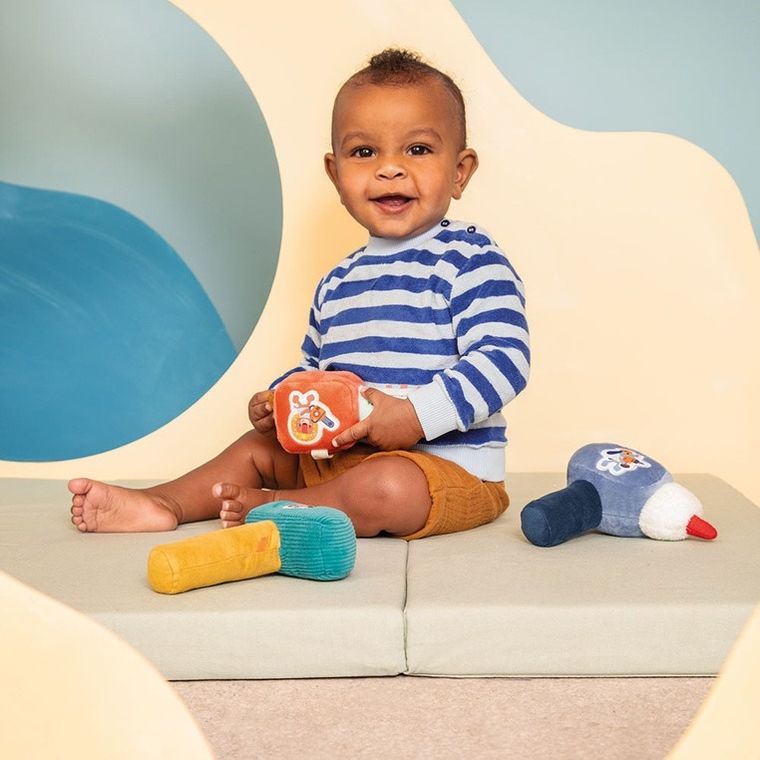 Lilliputiens, Piesek Jules, grzechotka, wiertarka, 3m+