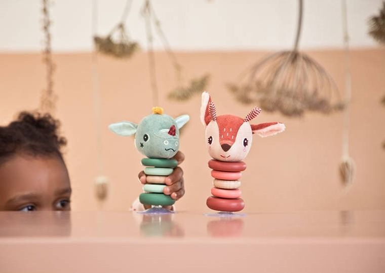 Lilliputiens, Sarenka Stella, grzechotka z przyssawką, 6m+