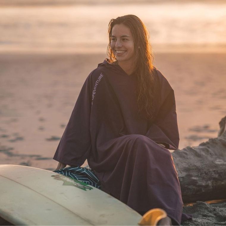 LittleLife, ręcznik kąpielowy, ponczo z kapturem, blackcurrant