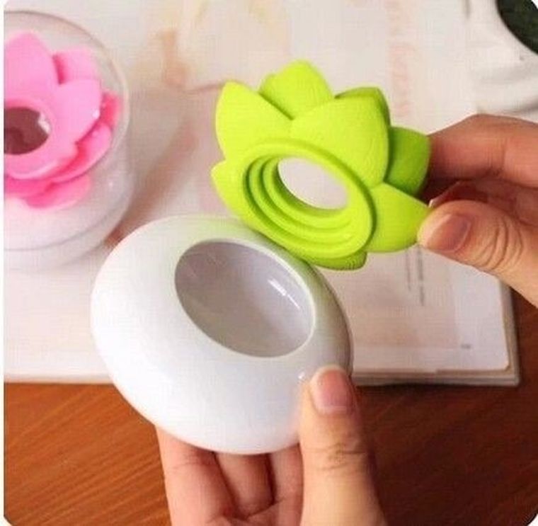 Lotos, pojemnik na wykałaczki i pałeczki, zielony