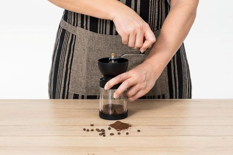 Maku, młynek do kawy z korbką