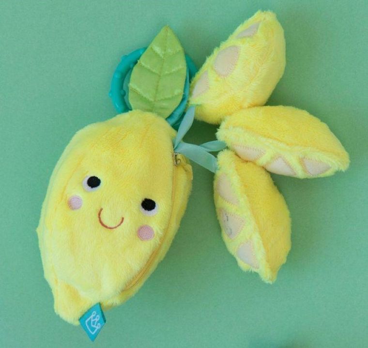 Manhattan Toy, Cytryna, pluszowa zawieszka do wózka