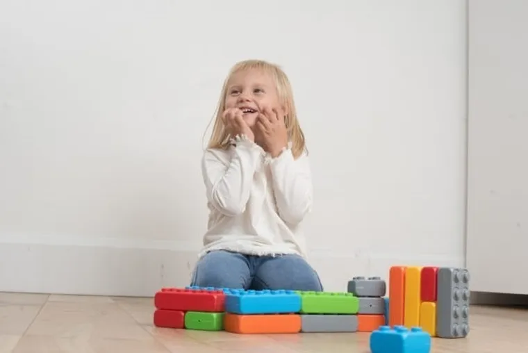 Marioinex, cegły junior, klocki XL z oknami i drzwiami, 90 elementów