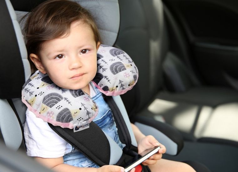 Medi Partners, Jeże, poduszka podróżna, rogal, różowa