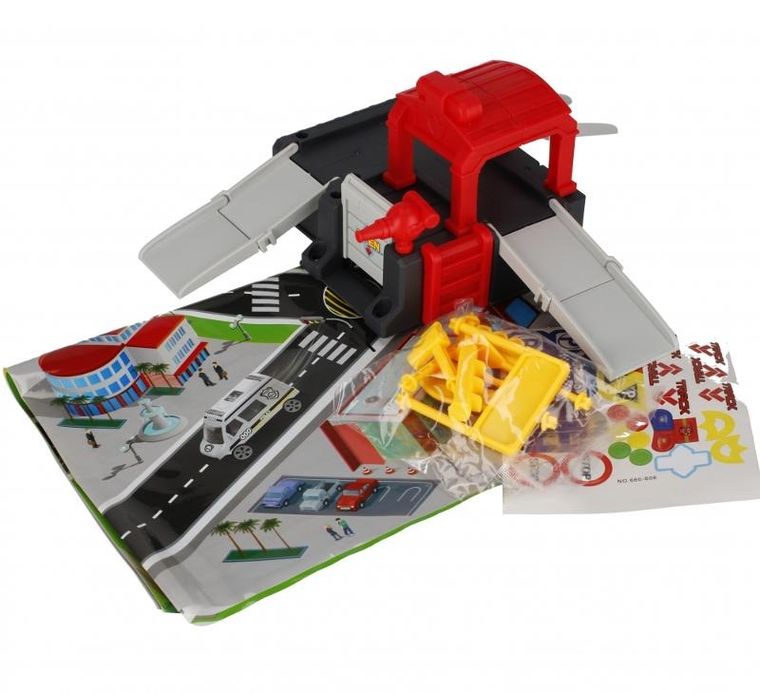 Mega Creative, parking straży pożarnej z akcesoriami