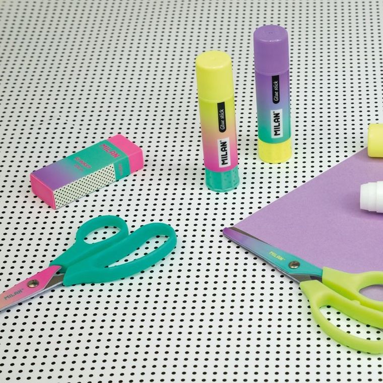 Milan, Basic Sunset, nożyczki szkolne, zielone