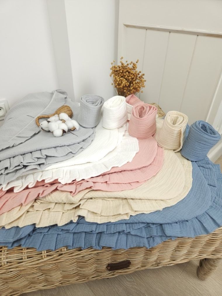 MimiNu, otulacz do wózka, fotelika samochodowego, 90-90 cm, falbanka, muślin, pudrowy róż, TOG 0.5-1.0