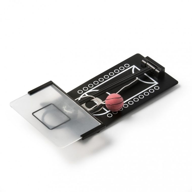 Miquelrius, Koszykówka, gra zręcznościowa