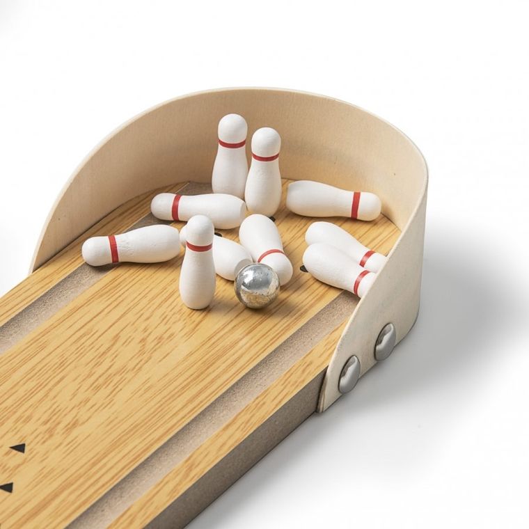 Miquelrius, kręgle, gra zręcznościowa