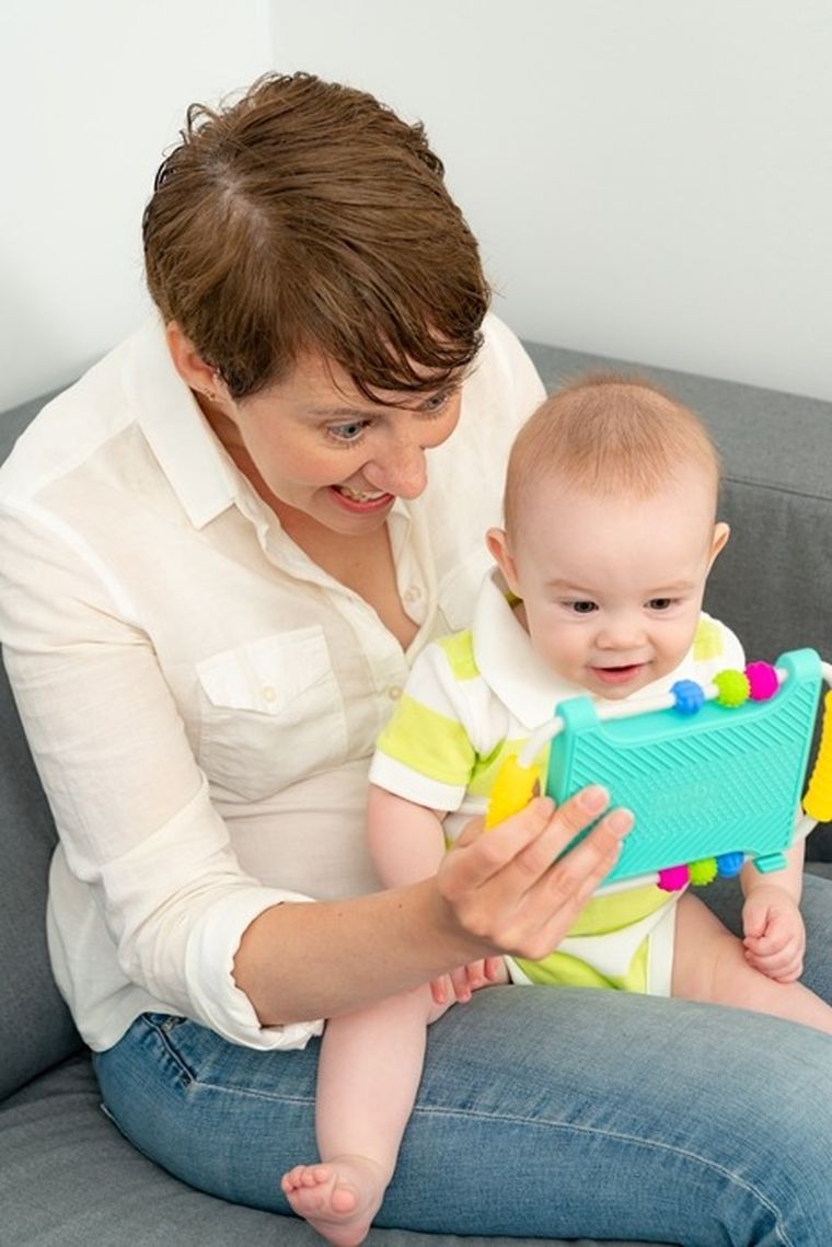 Mobi, Peeka, zabawka sensoryczna z lusterkiem