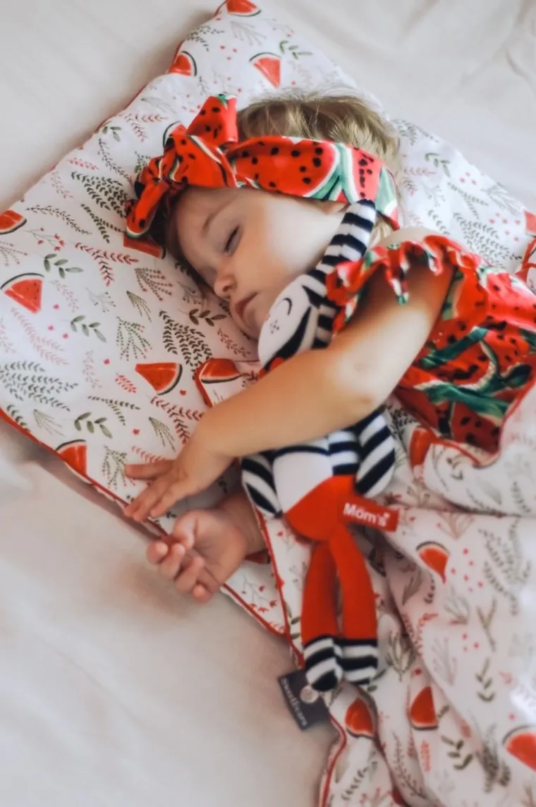 Mom's Care, hycuś, kontrastowa maskotka grzechotka, zabawka sensoryczna