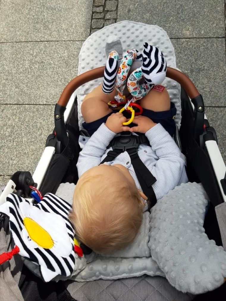 Mom's Care, spirala edukacyjna, grzechotka, kontrastowa zabawka zawieszka sensoryczna