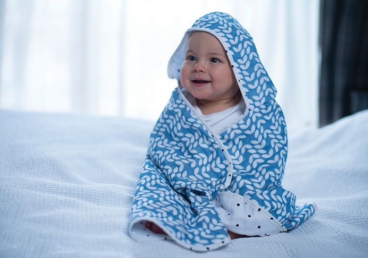 Motherhood, Classics Niebieski 2023, okrycie kąpielowe, muślinowe, 65-130 cm