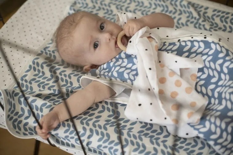 Motherhood, Classics Szary, kocyk letni, dwustronny, 80-100 cm