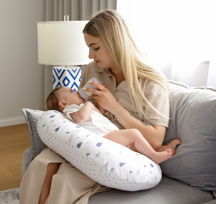 Motherhood, Fasolka, poduszka do karmienia, standard, fioletowe baloniki