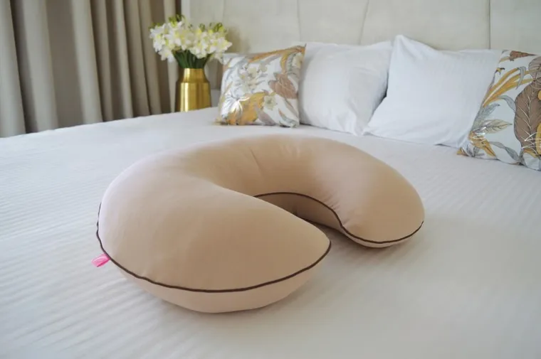 Motherhood, Jersey, poduszka do karmienia