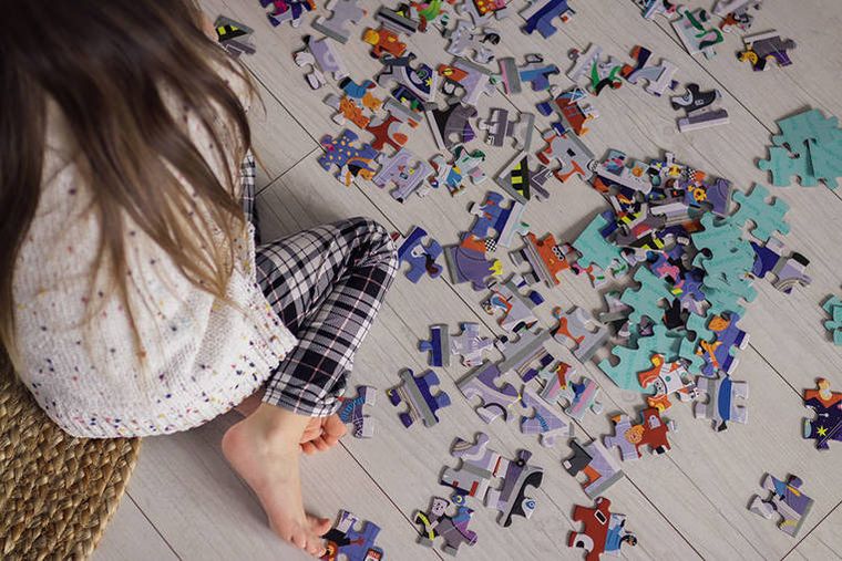 Mudpuppy, Dom na Marsie, puzzle konturowe, 100 elementów