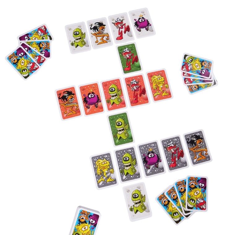 Muduko, Piątka z kosmosu, gra karciana