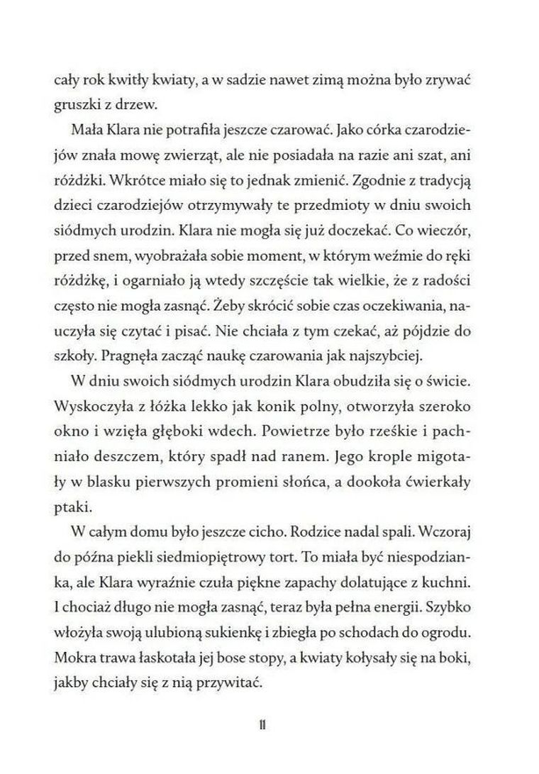 Niezwykły prezent. Czary Klary. Tom 1