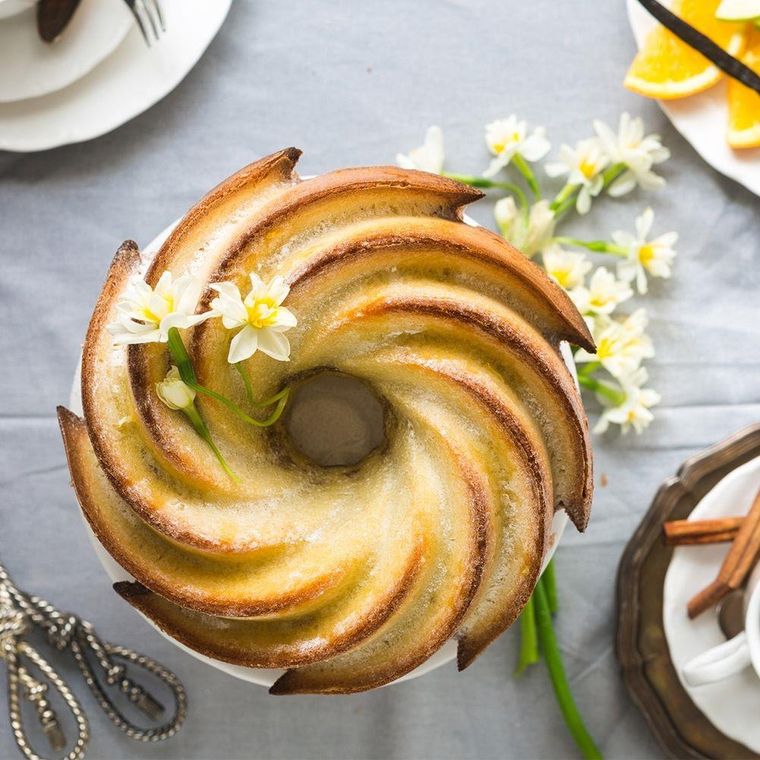 Orion, forma silikonowa do pieczenia babki, kwiat