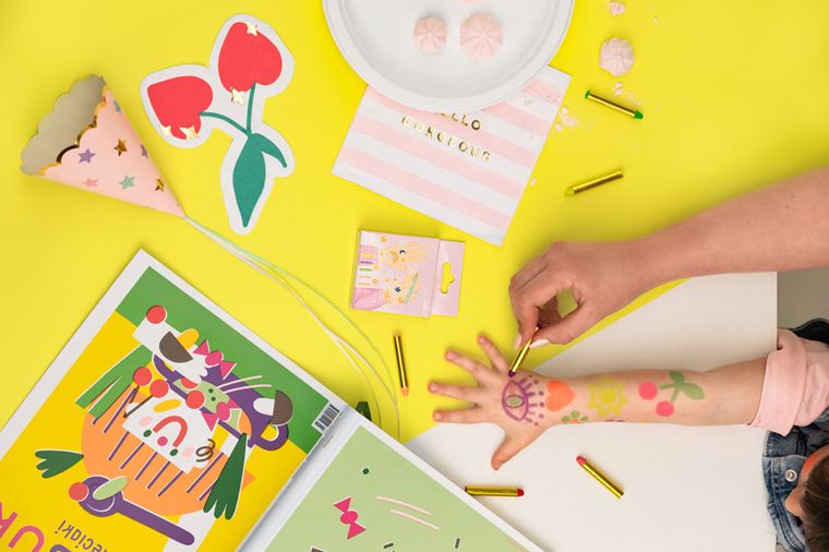 PartyDeco, kredki do malowania twarzy, 6 szt.